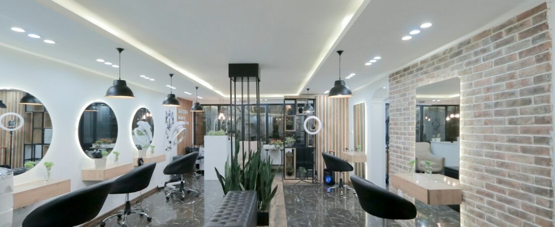 Hair Service Pricing in Lincoln Square: What to Expect Before Your Next Appointment